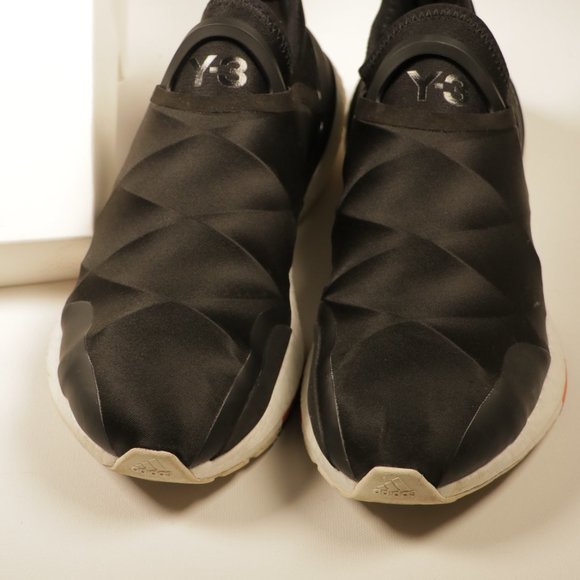 Y-3 Ultraboost Yohji Yamamato - Picture 9 of 12